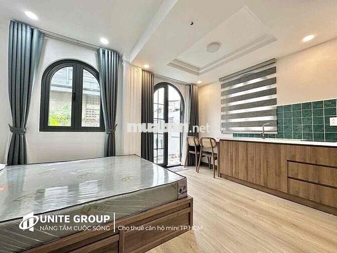 Căn hộ ban công đón nắng 40m2 ngay khu sầm uất Phan Xích Long giáp Q1