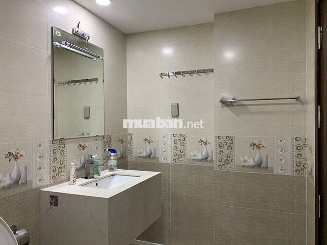 Cần bán căn hộ Remax Plaza Đ/C 20 Phạm Đình Hổ