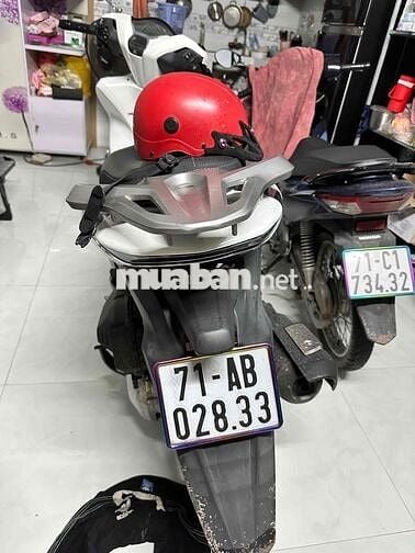 Do it chạy dư nên bán chiếc sh chính chủ đời ,2021