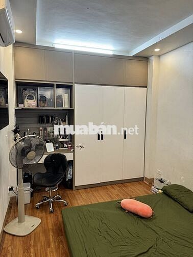 CÁCH MẶT PHỐ HOÀNG HOA THÁM 50M - NHÀ ĐẸP - VỪA TIỀN - SỔ ĐỎ CHÍNH CHỦ