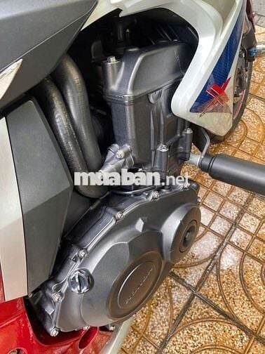 Honda CB1000R Barracuda Đỏ trắng xanh