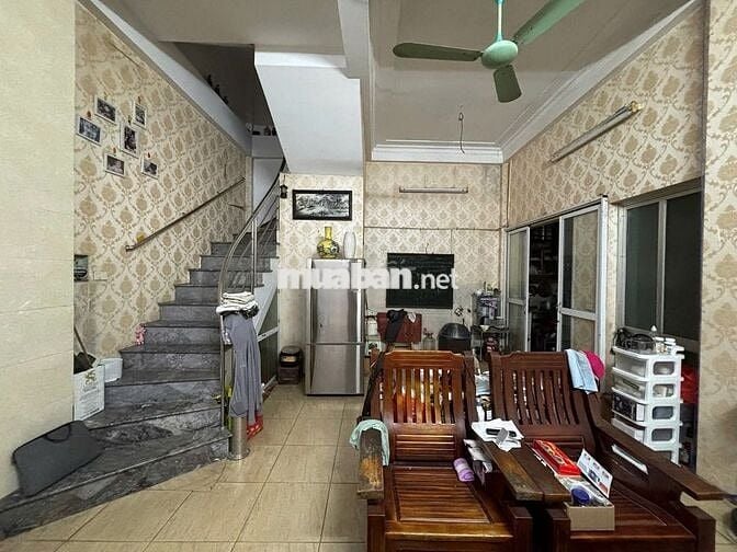 GIÁ 14.2 TỶ! ĐẤT ĐỘI CẤN - BA ĐÌNH: 65M², GẦN Ô TÔ!