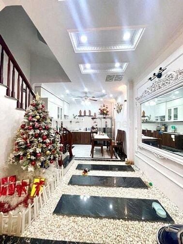 Ngọc Lâm - Nguyên Căn Siêu Đẹp - 50m2 × 4 tầng - Full đồ