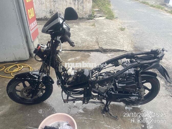 xe nilong dán kín xe