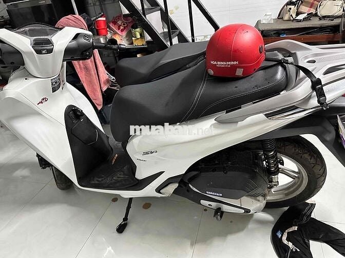 Do it chạy dư nên bán chiếc sh chính chủ đời ,2021