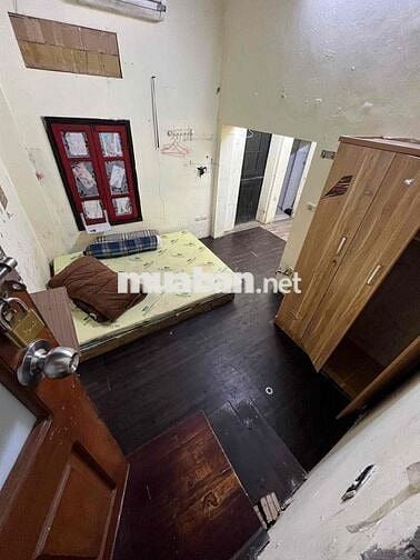 Trống 1p vskk ở 158 nguyễn văn cừ