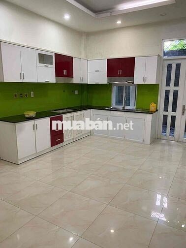 NHÀ GẦN LÀNG ĐẠI HỌC ĐƯỜNG 8 PHƯỜNG LINH XUÂN  4X17M 3 LẦU 4PN 5WC