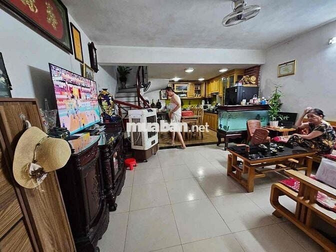 HIẾM VỊ TRÍ !!! NHÀ KIM MÃ–38M²–CÁCH PHỐ 50M –2 MẶT THOÁNG–CHỈ 7,3 TỶ