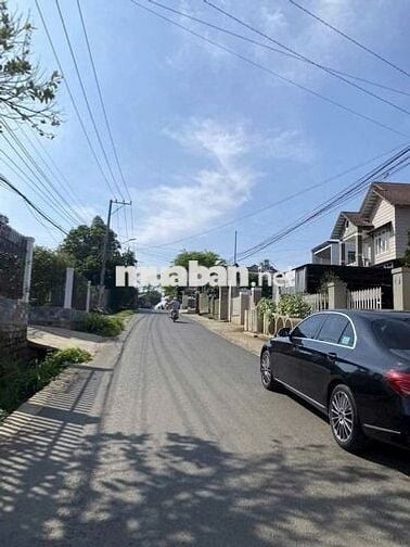 Bán đất mặt tiền Lam Sơn, phường B’Lao, Tp. Bảo Lộc, Lâm Đồng