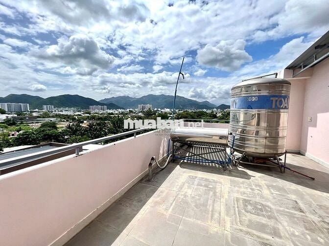 CHO THUÊ NHÀ KINH DOANH MẶT ĐƯỜNG LÊ HỒNG PHONG GIÁ 20 TRIỆU/THÁNG