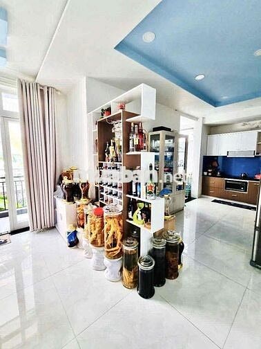 CHO THUÊ VILLA SÂN VƯỜN KHU BIỆT THỰ BIỂN AN VIÊN GIÁ 35 TRIỆU/THÁNG