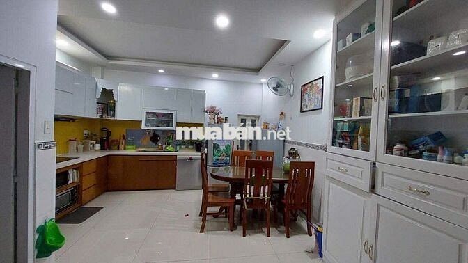 NHÀ 3 TẦNG FULL NỘI THẤT, 4PN 3WC, ĐƯỜNG 40, HIỆP BÌNH CHÁNH