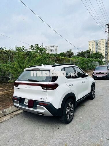 Kia Sonet 2022 Luxury 1.5 AT - 29000 km