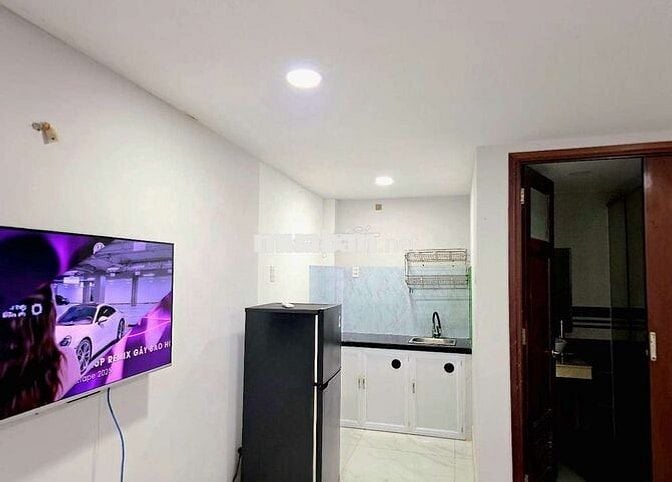 CHDV quận 11. Full nội thất - thang máy, PCCC