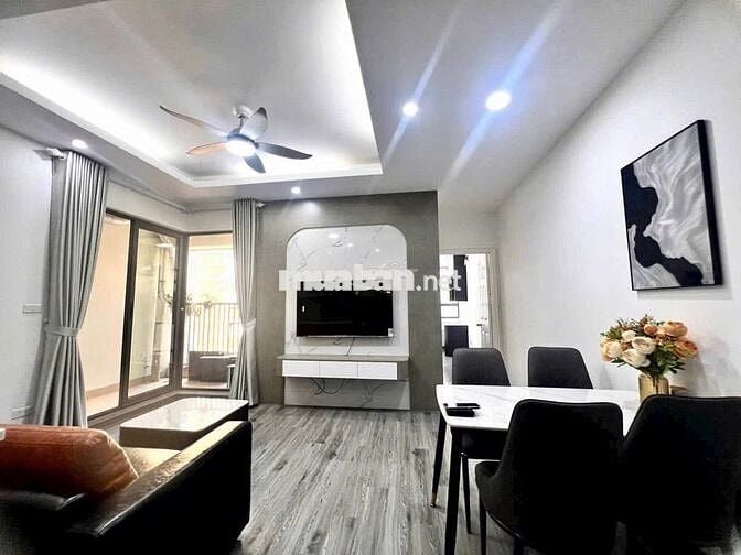 Bán căn hộ THE PRIDE Tố Hữu 73m2 hai phòng ngủ đủ nội thất 5.8 tỷ