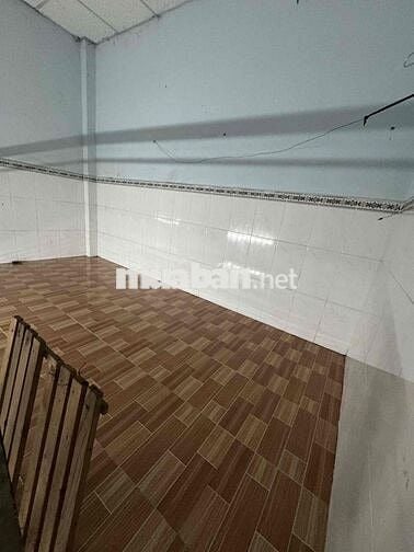 Phòng Trọ Trung Tâm Q12 - 18m2 chỉ 1tr8 - Có gác lửng, Trần cao thoáng