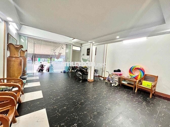 CHO THUÊ NHÀ KINH DOANH 3 TẦNG 7 PHÒNG  SIÊU RỘNG MẶT ĐƯỜNG LÊ HỒNG PH