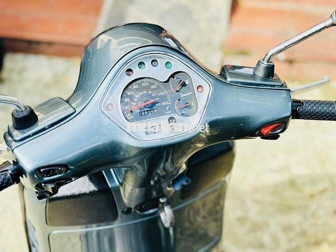 VESPA GTS 125CC 4V PHUN XĂNG SUPPER NHẬP Ý