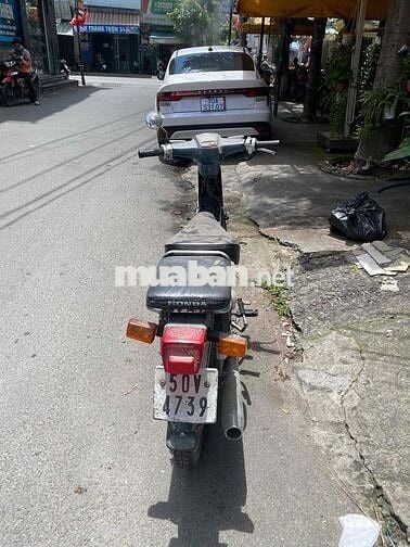 Cub 70 đèn vuông máy nổ ngon, bstp còn cà vẹt gốc