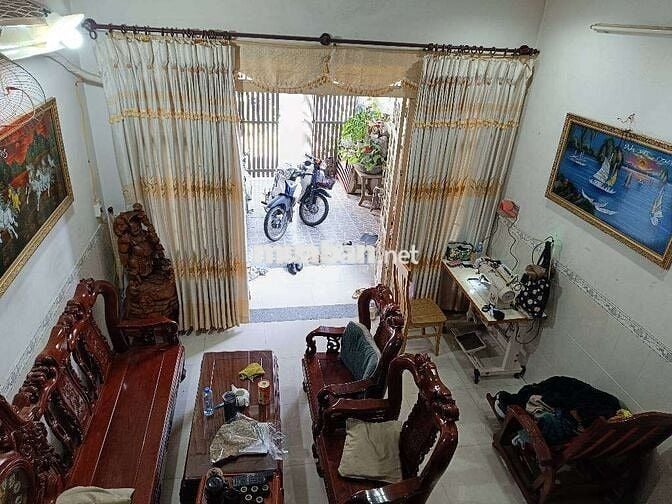 Nhà 1 xẹt ngay cầu Bà Tàng Phạm Thế Hiển. Giá 5 tỷ 5