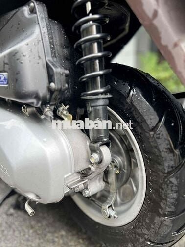 Lead 4val Bs sg ngay chủ