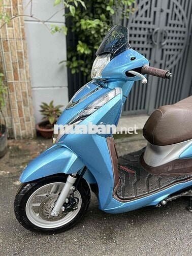 Lead 4val Bs sg ngay chủ