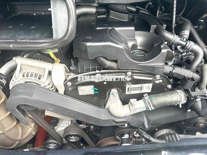 Bán Traánit 16c sx 2022 đi 2.1 van