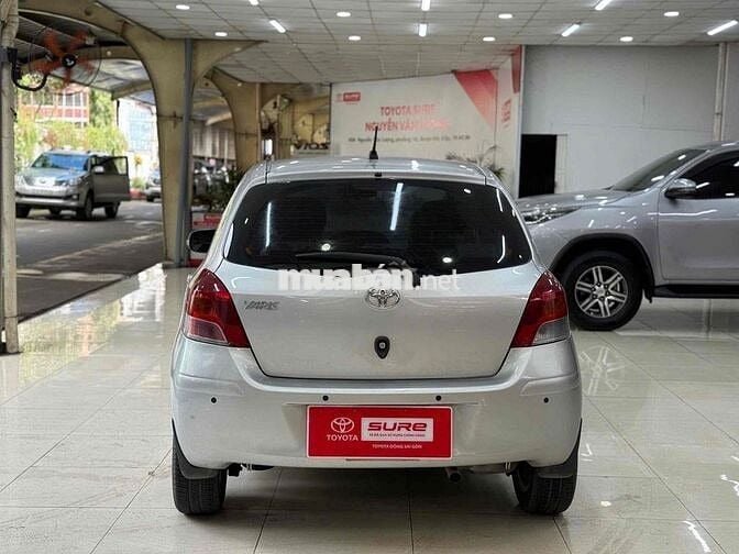 Toyota Yaris số tự động 1.5AT nhập thái2011 xe zin