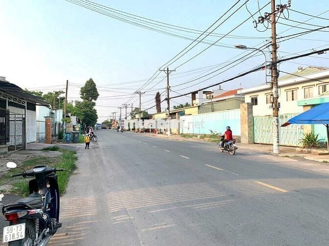 Bán gấp nhanh 134m2 full thổ 340 triệu sổ hồng riêng chính chủ