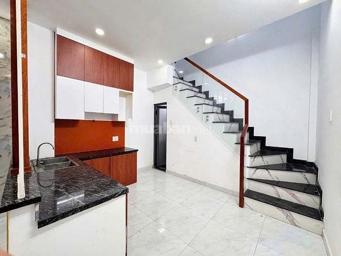 THANH LÝ PHÁT MÃI NHÀ QUẬN 8 - SHR - GIÁ FULL 1 TỶ 580 . 