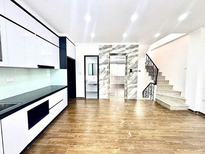 CẦN BÁN NHÀ VĨNH PHÚC , BA ĐÌNH , KHU PHỐ CỰC HIẾM NHÀ BÁN . NGÕ THÔNG