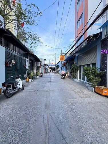 THANH LÝ PHÁT MÃI NHÀ QUẬN 8 - SHR - GIÁ FULL 1 TỶ 580 . 