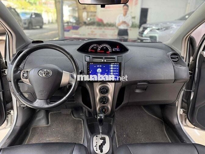 Toyota Yaris số tự động 1.5AT nhập thái2011 xe zin