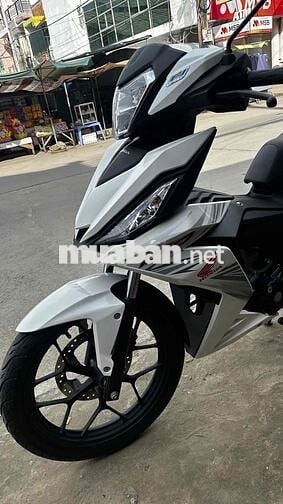 Winner 150 trắng đen 2017 ( hỗ trợ góp )