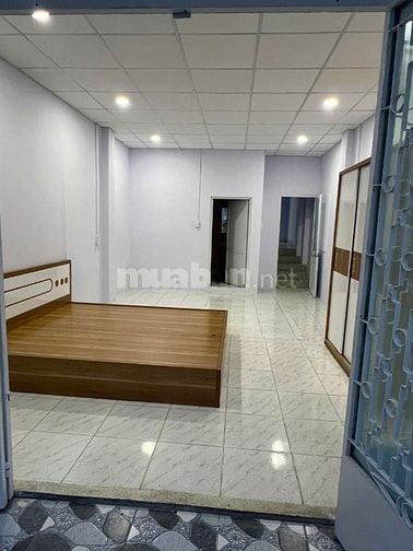 Hẻm ôtô CMT8 Q10 (ngang 4 X16m) Cn 64m2, 3 tầng, 6 phòng ngủ,6 wc. 