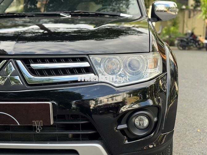 CẦN BÁN NHANH MITSUBISHI PAJERO 2016 4x2AT