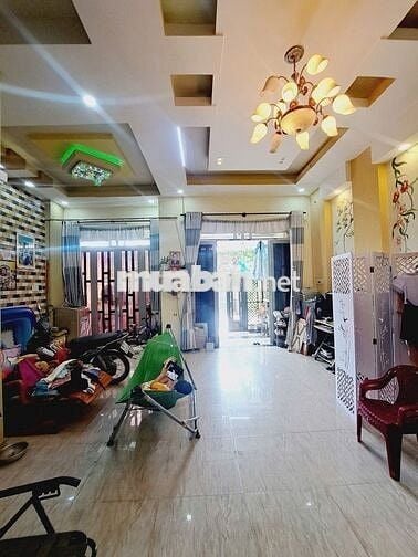 BIỆT THỰ MINI 2 TẦNG – CHỦ XÂY TÂM HUYẾT, GẦN TRƯỜNG HỌC, HÓC MÔN