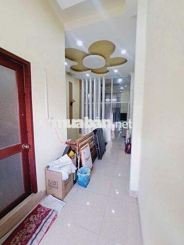 BIỆT THỰ MINI 2 TẦNG – CHỦ XÂY TÂM HUYẾT, GẦN TRƯỜNG HỌC, HÓC MÔN