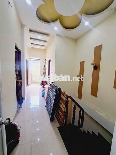 BIỆT THỰ MINI 2 TẦNG – CHỦ XÂY TÂM HUYẾT, GẦN TRƯỜNG HỌC, HÓC MÔN