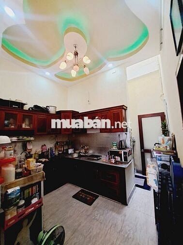 BIỆT THỰ MINI 2 TẦNG – CHỦ XÂY TÂM HUYẾT, GẦN TRƯỜNG HỌC, HÓC MÔN