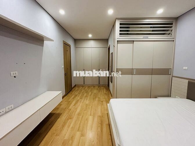 Cho thuê Golden Palace - Mễ Trì 120m2 3PN 2VS full đồ đẹp giá 19tr/th