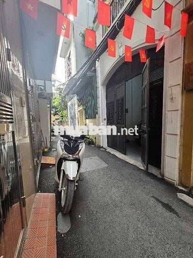 NHÀ DÂN XÂY 4 TẦNG_Ô CHỜ THANG MÁY_PHỐ NGỌC THỤY_BỒ ĐỀ_LONG BIÊN 70m2