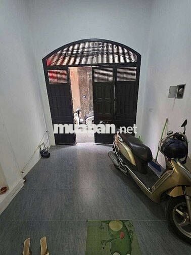 NHÀ DÂN XÂY 4 TẦNG_Ô CHỜ THANG MÁY_PHỐ NGỌC THỤY_BỒ ĐỀ_LONG BIÊN 70m2