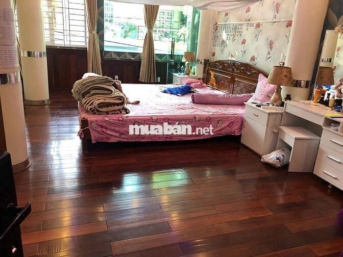 Cho thuê nhà 8 phòng có mặt bằng kinh doanh Đường Huỳnh Thúc Kháng