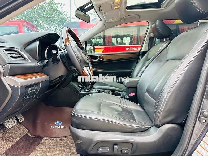 Subaru Outback 2.5AT sản xuất 2015
