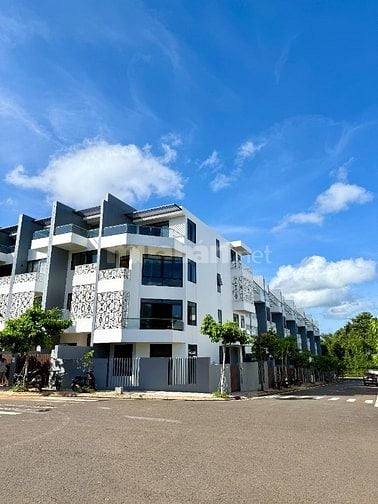 Căn Góc 195m2 Trung Tâm Buôn Ma Thuột - Sổ Sẵn Công Chứng Ngay