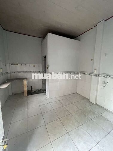 Nhà nhỏ HXH , tiện ích bao la , giá rẻ lắm lun . Lê Đình Cẩn , BT