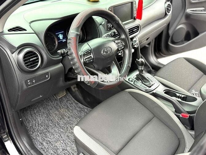 Hyundai Kona 2021 2.0 AT - 30000 km