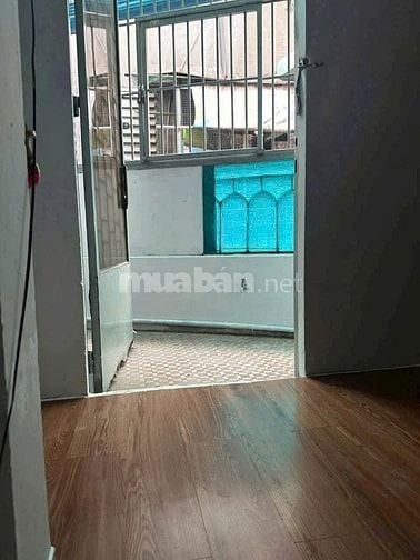 Nhà sổ hồng riêng đường Huỳnh Văn Bánh - Giá Tốt 