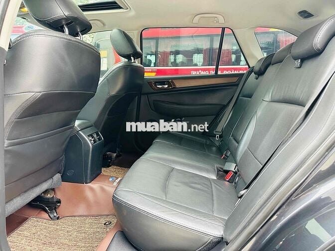 Subaru Outback 2.5AT sản xuất 2015